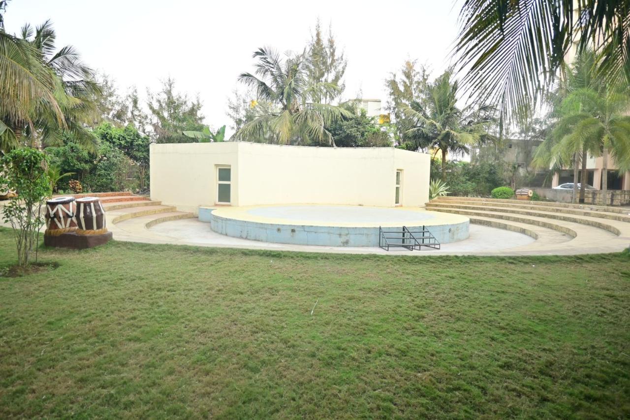 Hotel Four Waves Puri Exterior photo